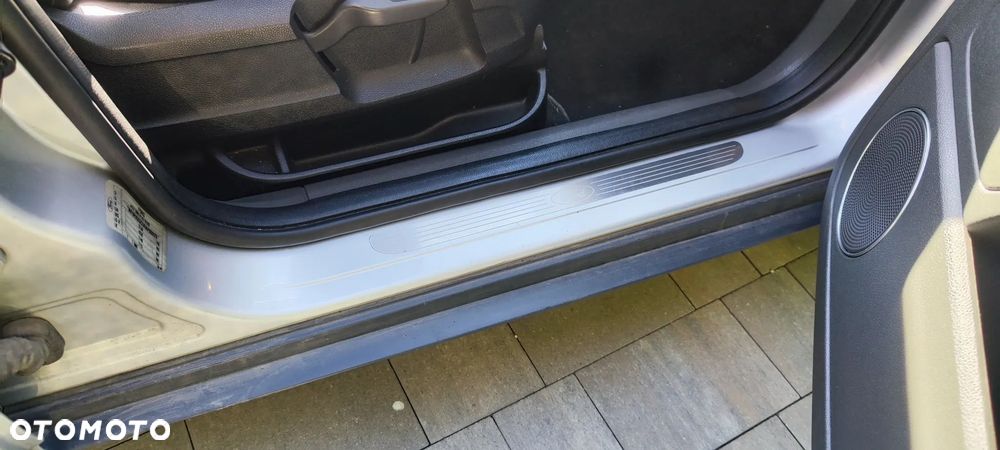 Ford Kuga 2.0 TDCi 4x4 Titanium - 8