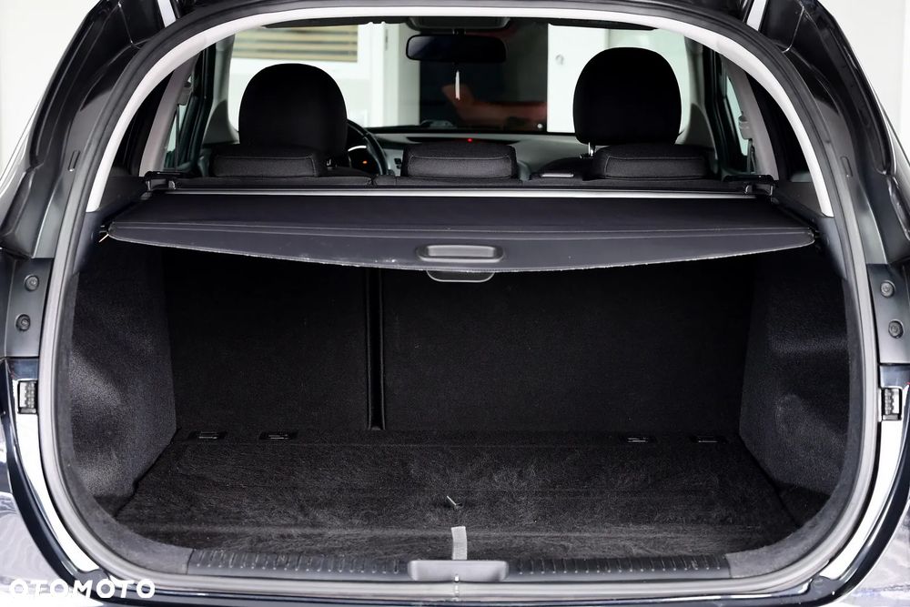 Kia Ceed 1.6 GDI Fifa World Cup Edition - 31