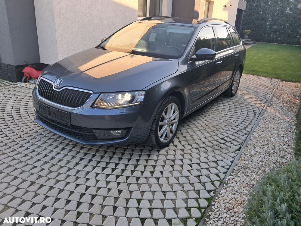 Skoda Octavia 2.0 TDI STYLE - 1