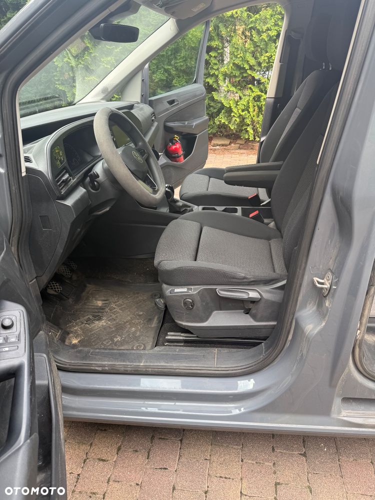 Volkswagen Caddy Maxi - 11