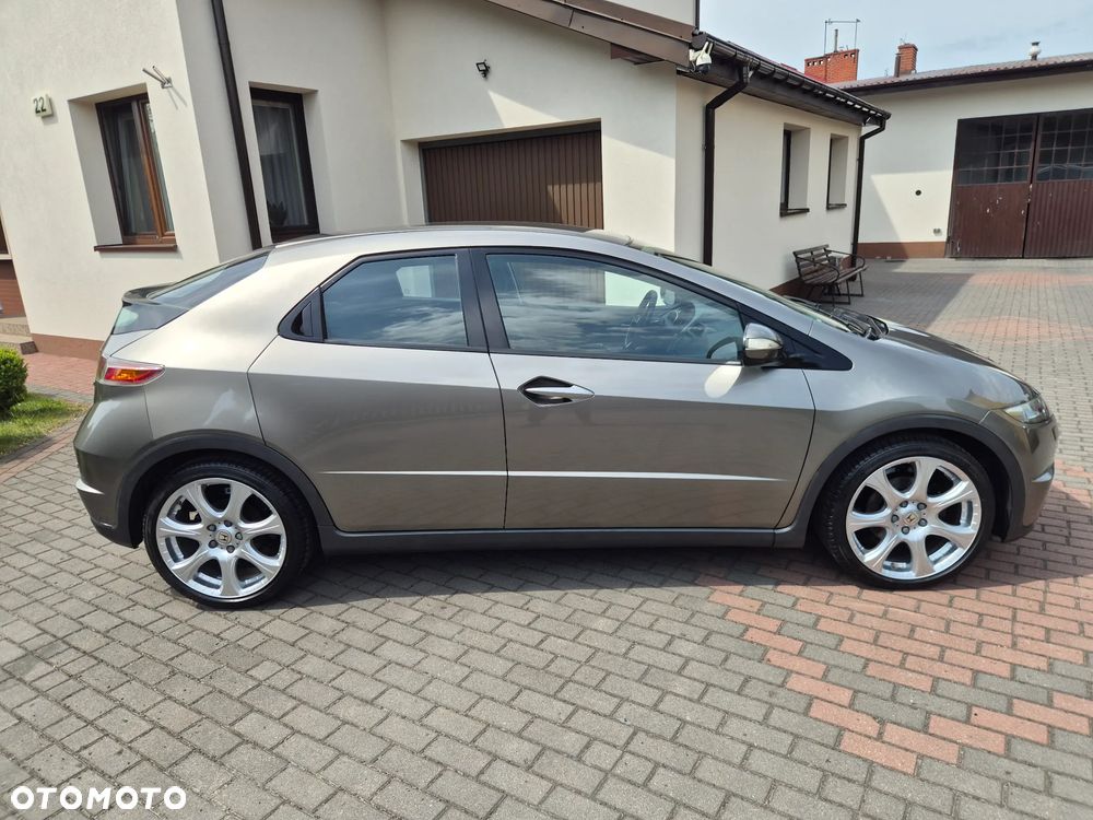Honda Civic 1.8i-VTEC Executive - 9