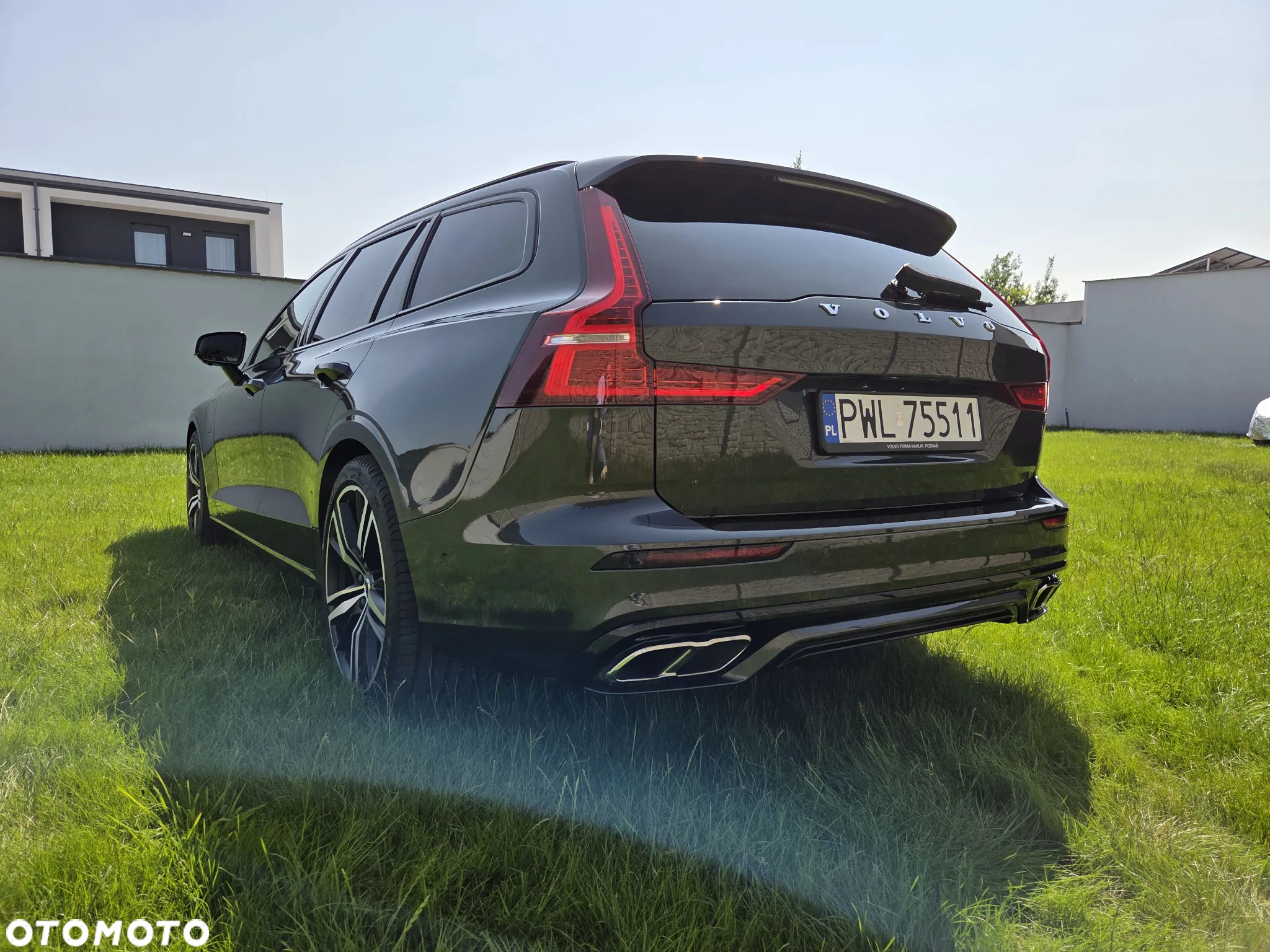 Volvo V60 T6 AWD Recharge Geartronic RDesign - 3