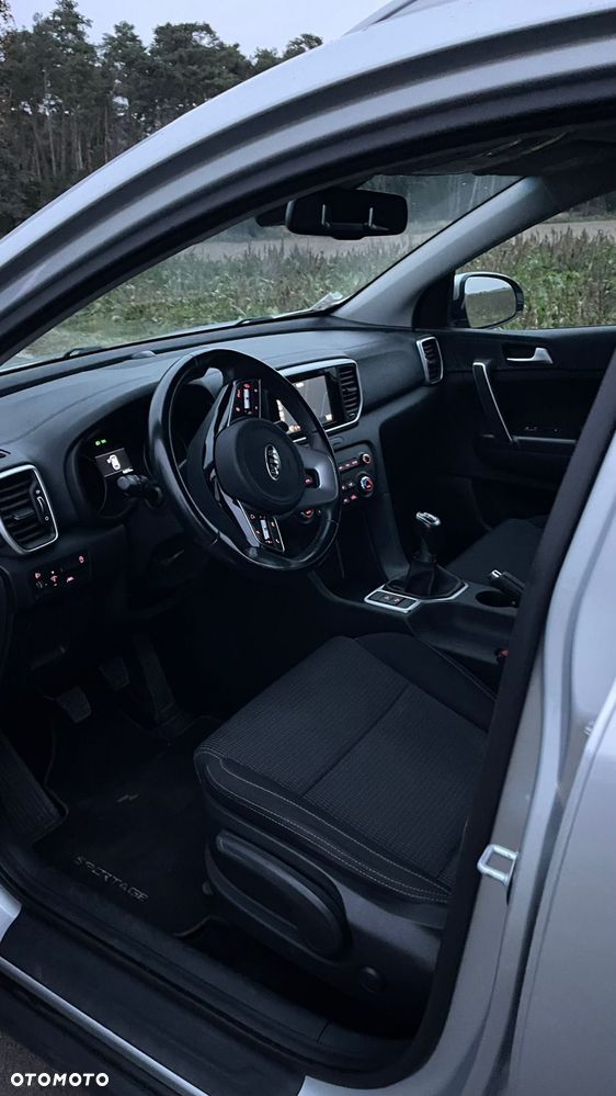 Kia Sportage 1.6 CRDI Black Edition 2WD - 5