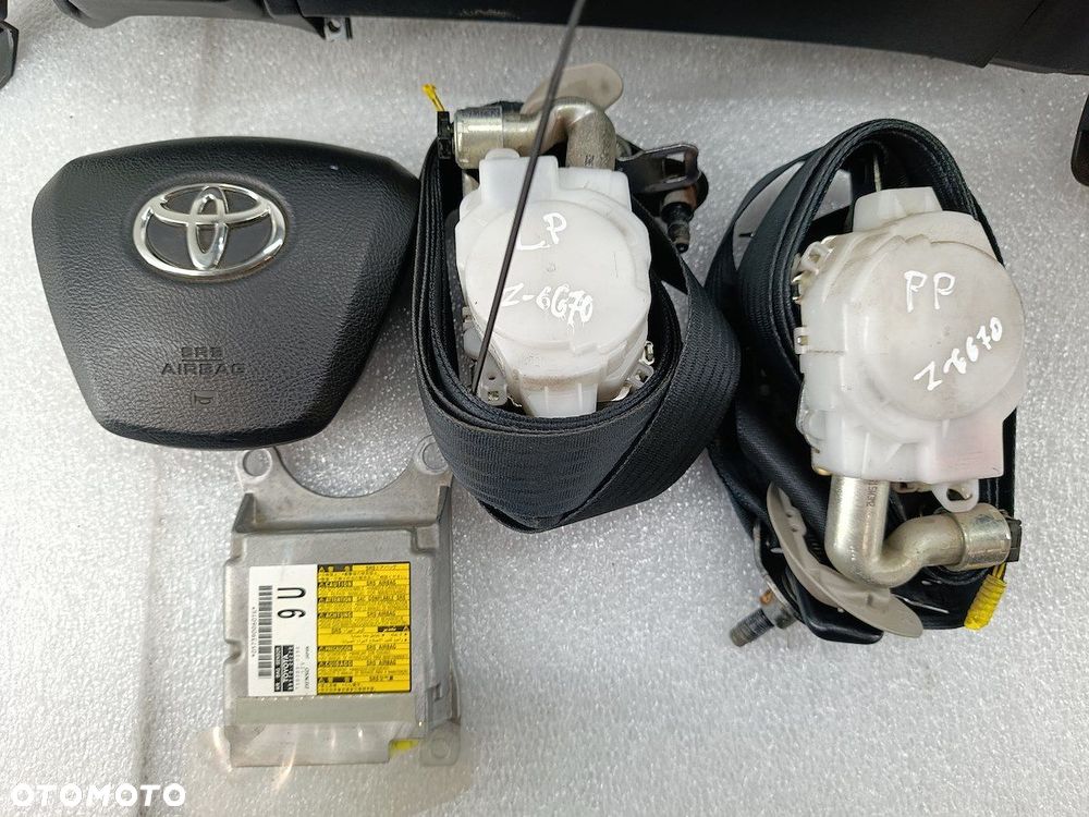DESKA ROZDZIELCZA PODUSZKI SENSOR PASY TOYOTA AVENSIS III T27 89170-20270 - 3