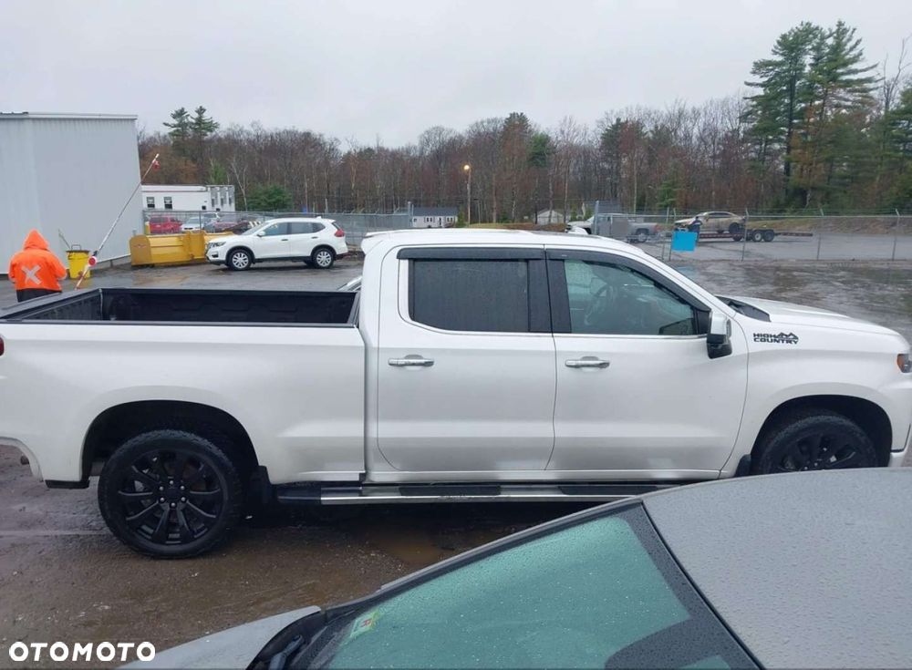 Chevrolet Silverado - 5