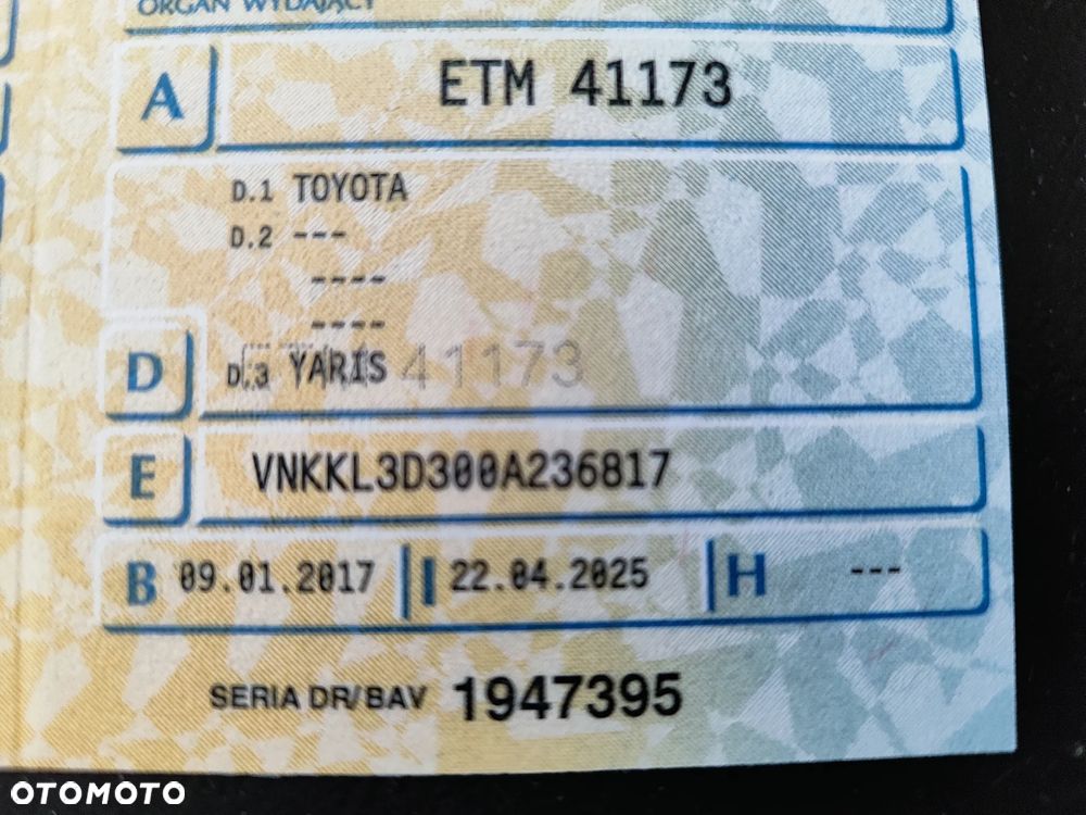 Toyota Yaris 1.0 Active EU6 - 8