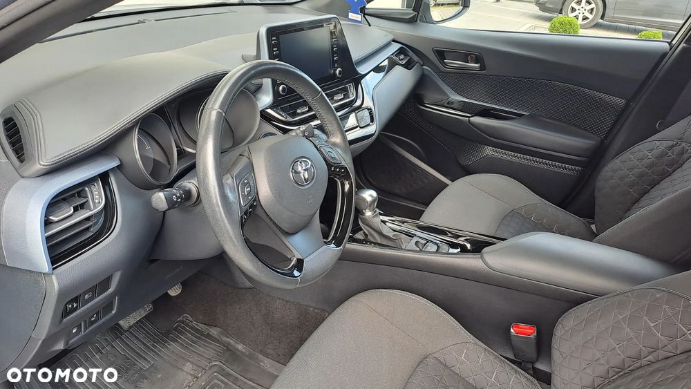 Toyota C-HR - 9