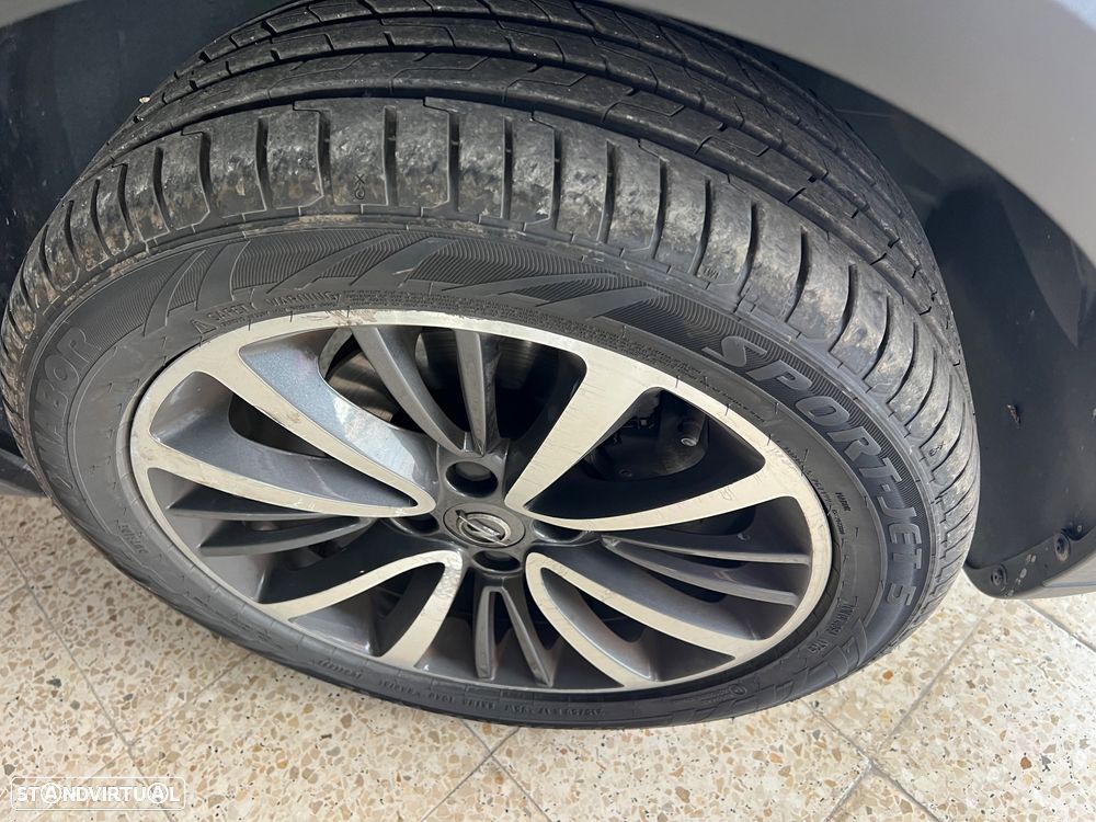 Opel Crossland X 1.2 T Ultimate - 23