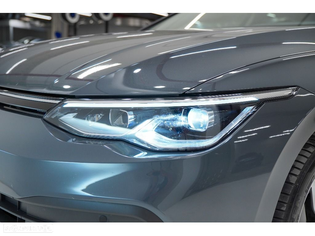 VW Golf Variant 2.0 TDi Life DSG - 12
