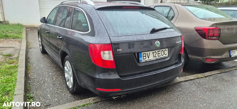 Skoda Superb 2.0 TDI Elegance - 4