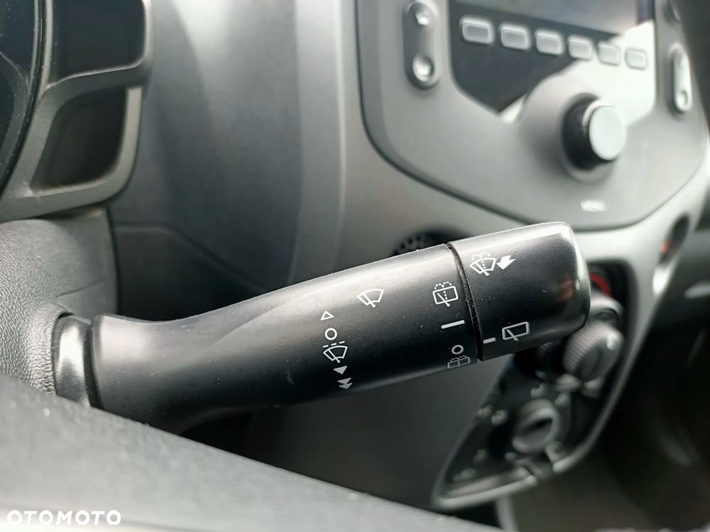 Toyota Aygo x-play - 18