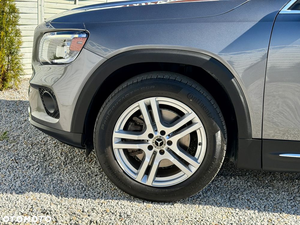 Mercedes-Benz GLB 250 4Matic 8G-DCT - 23