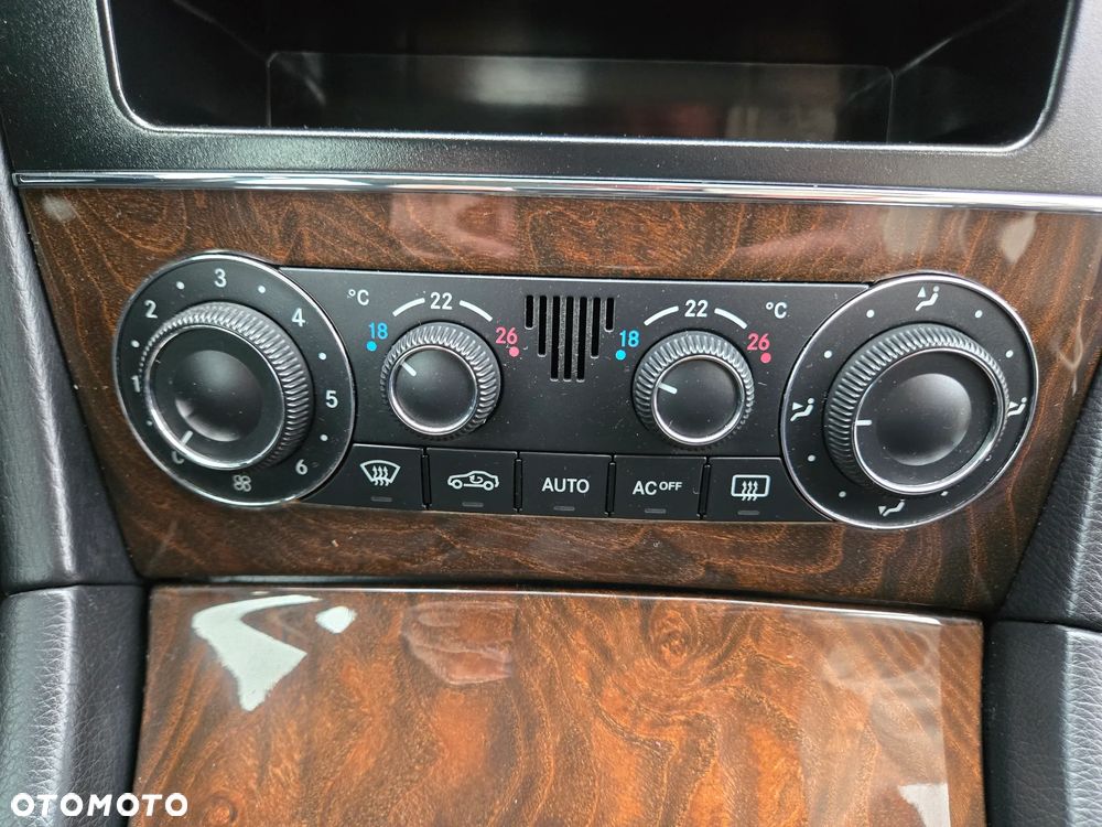 Mercedes-Benz Klasa C 180 Kompressor Classic Sport Edition - 20