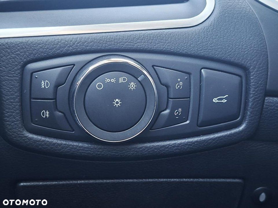 Ford Galaxy - 26