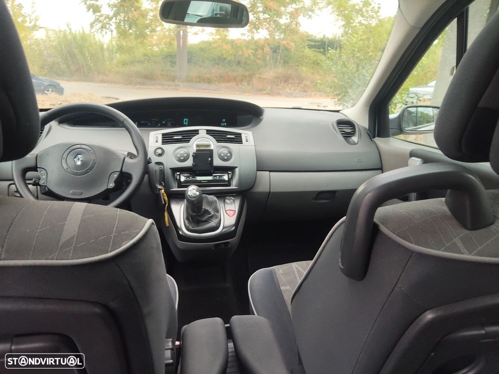 Renault Scénic 1.5 dCi Confort Dynamique - 11