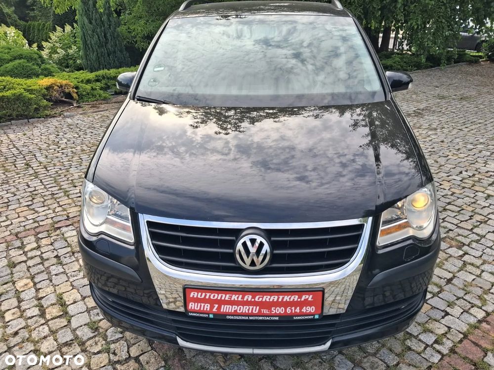 Volkswagen Touran - 2