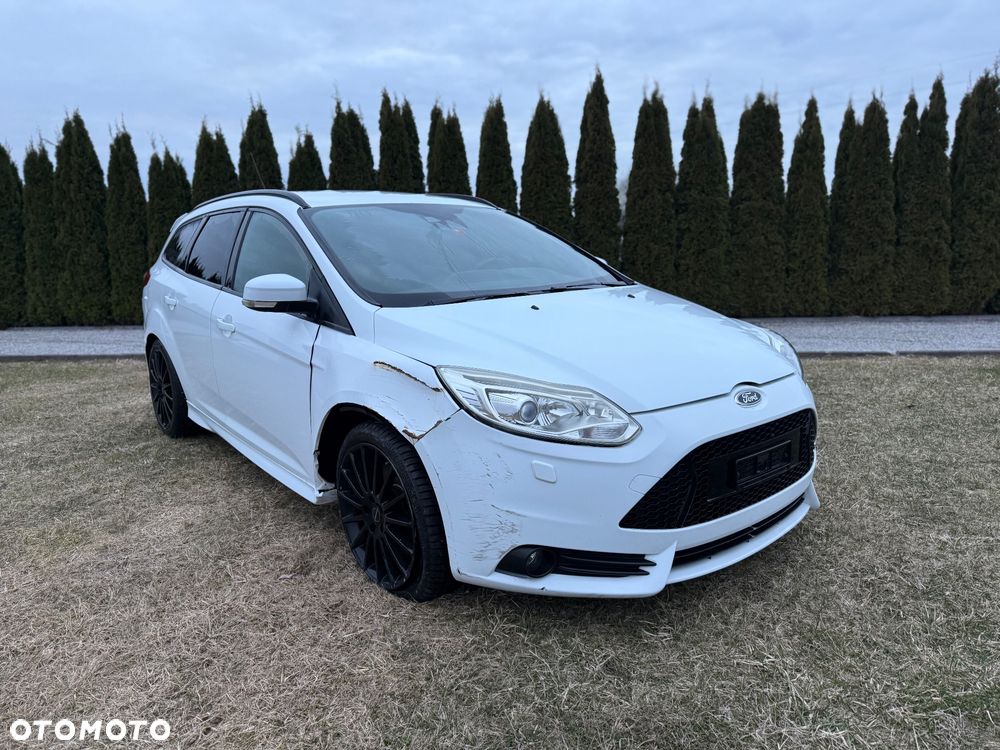 Ford Focus 2.0 EcoBoost ST mit Leder-Sport-Paket - 22