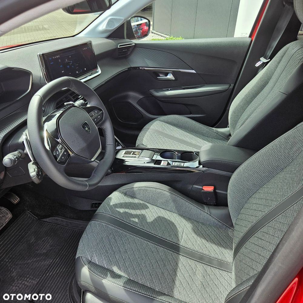 Peugeot 208 1.2 mHEV Allure - 9