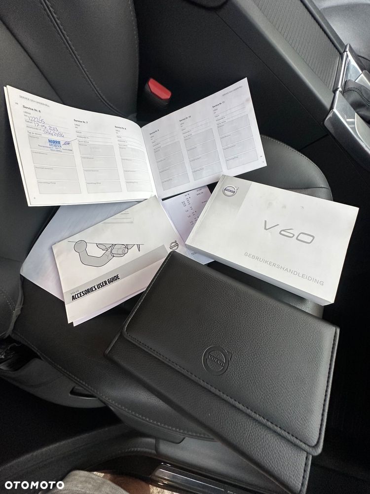 Volvo V60 D4 Drive-E Dynamic Edition (Momentum) - 14