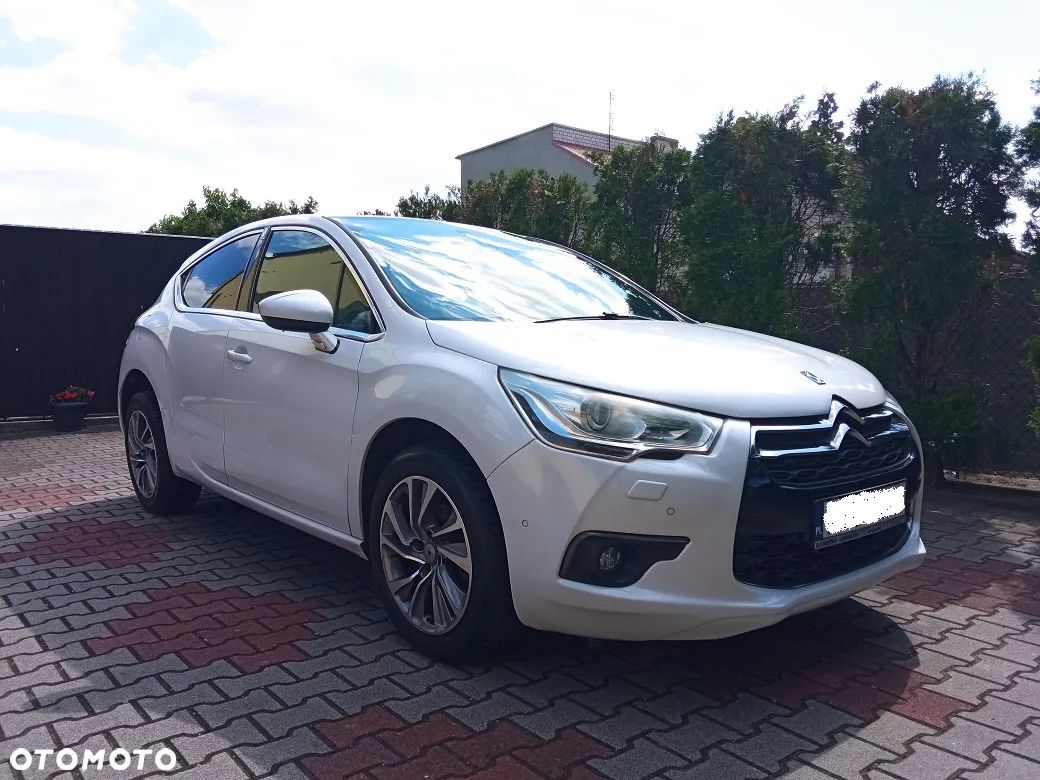 Citroën DS4 1.6 HDi SoChic - 1