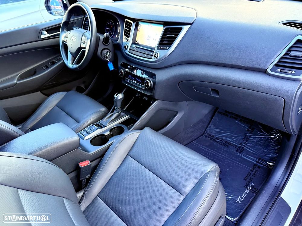 Hyundai Tucson 1.7 CRDi Premium DCT - 26