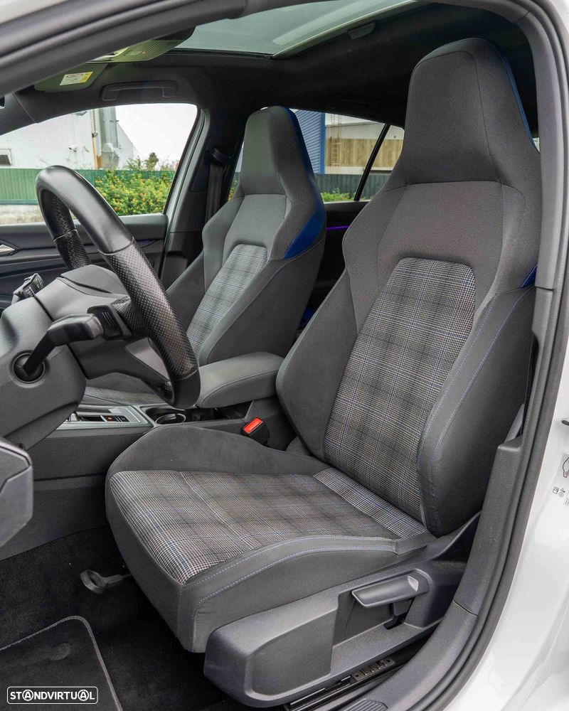 VW Golf 1.4 eHybrid OPF DSG GTE - 12