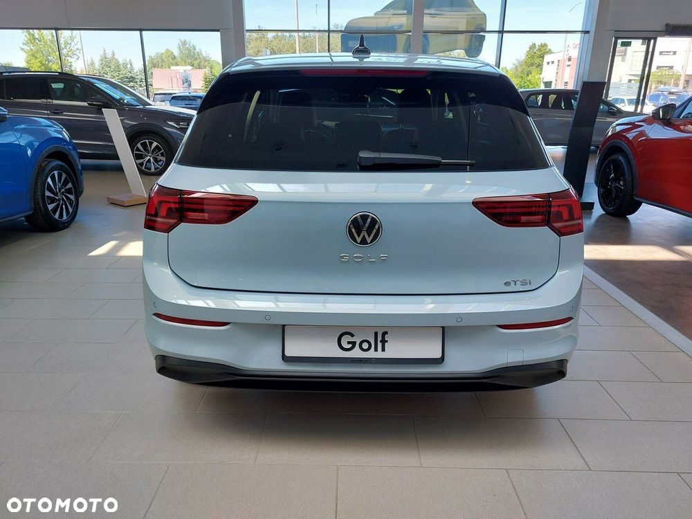 Volkswagen Golf 1.5 eTSI mHEV Life Plus DSG - 6