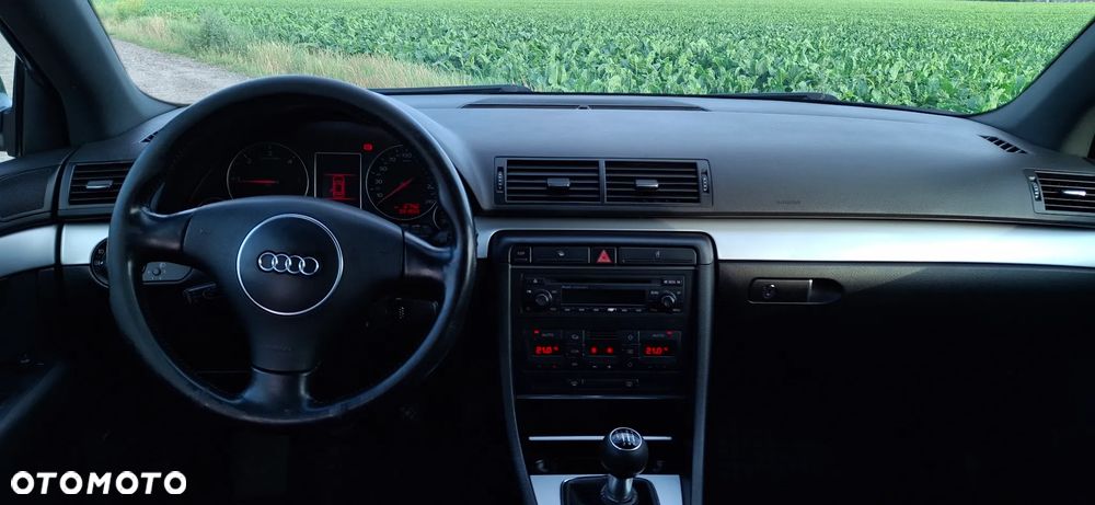 Audi A4 Avant 1.9 TDI - 10