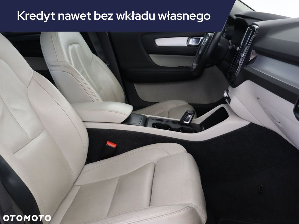 Volvo XC 40 - 11
