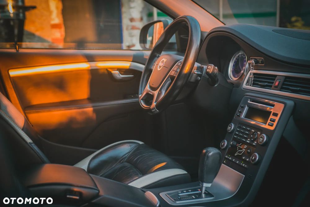 Volvo V70 2.0T Powershift RDesign - 12