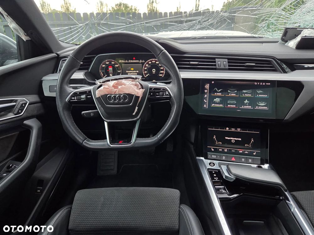 Audi e-tron 50 Quattro S Line - 23