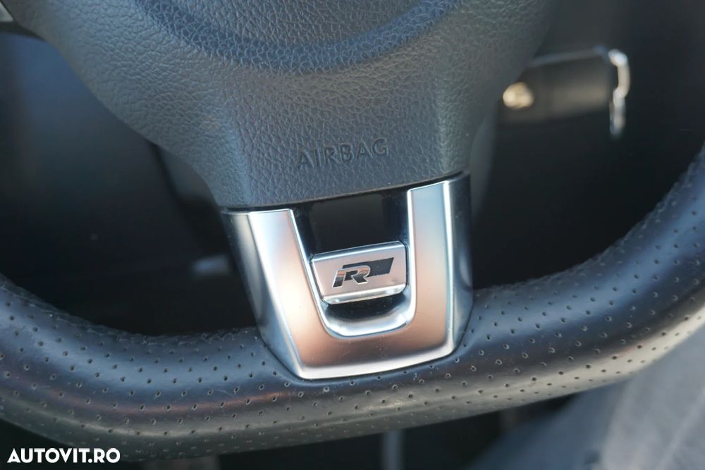 Volkswagen Tiguan 2.0 TDI SCR 4MOTION DSG R-Line - 27