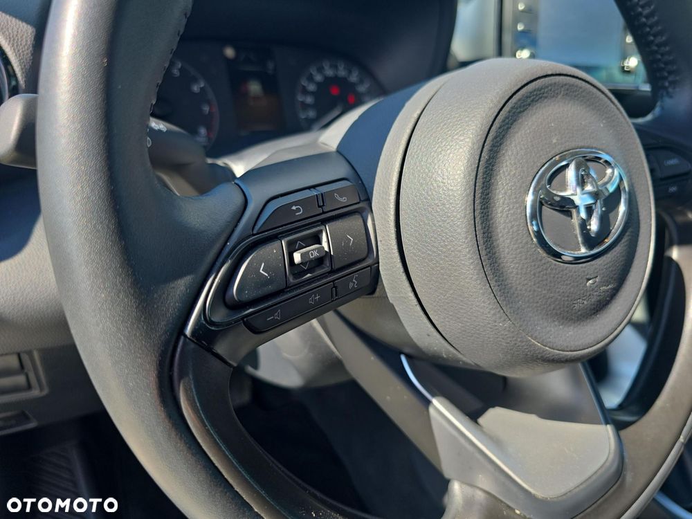 Toyota Yaris - 22