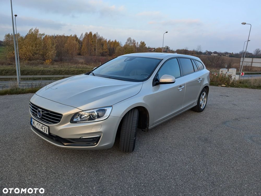 Volvo V60 D4 Summum - 5