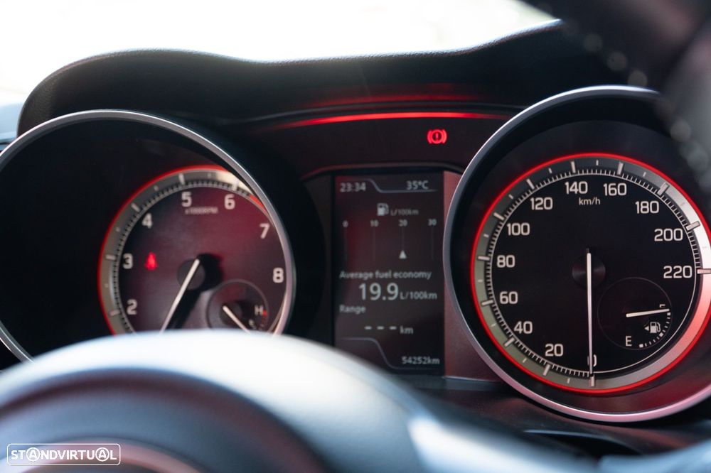 Suzuki Swift 1.2 Dualjet Hybrid Club - 14