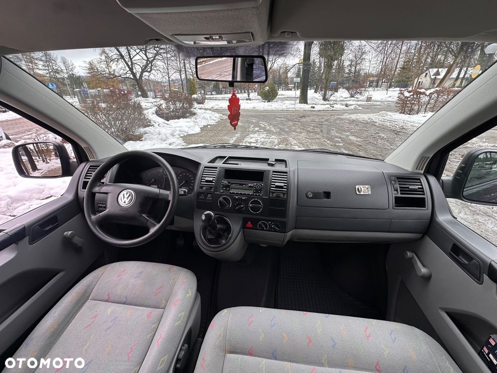 Volkswagen Transporter Caravelle Lang (5.Si.) - 10