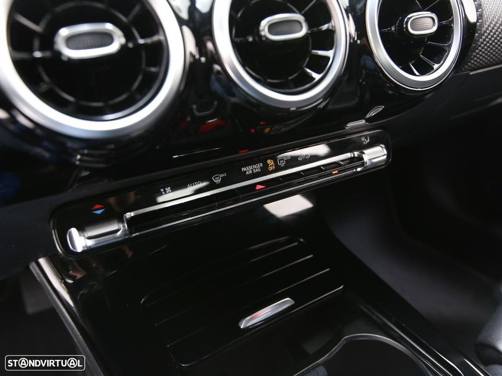 Mercedes-Benz A 180 d Style Plus Aut. - 17