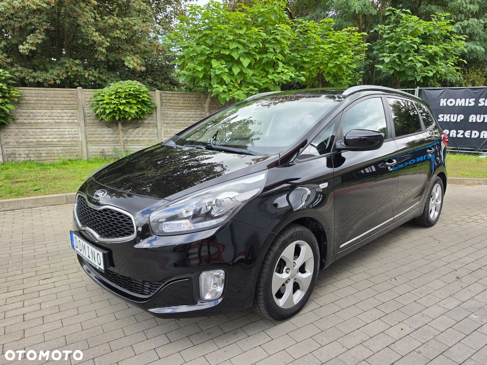 Kia Carens 1.6 GDI Attract - 11