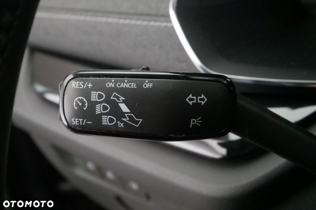 Skoda Octavia 2.0 TDI Style DSG - 24