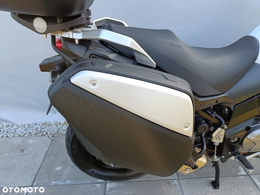 Suzuki V-STROM - 15