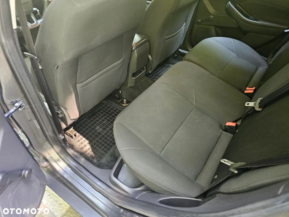 Ford Focus - 17