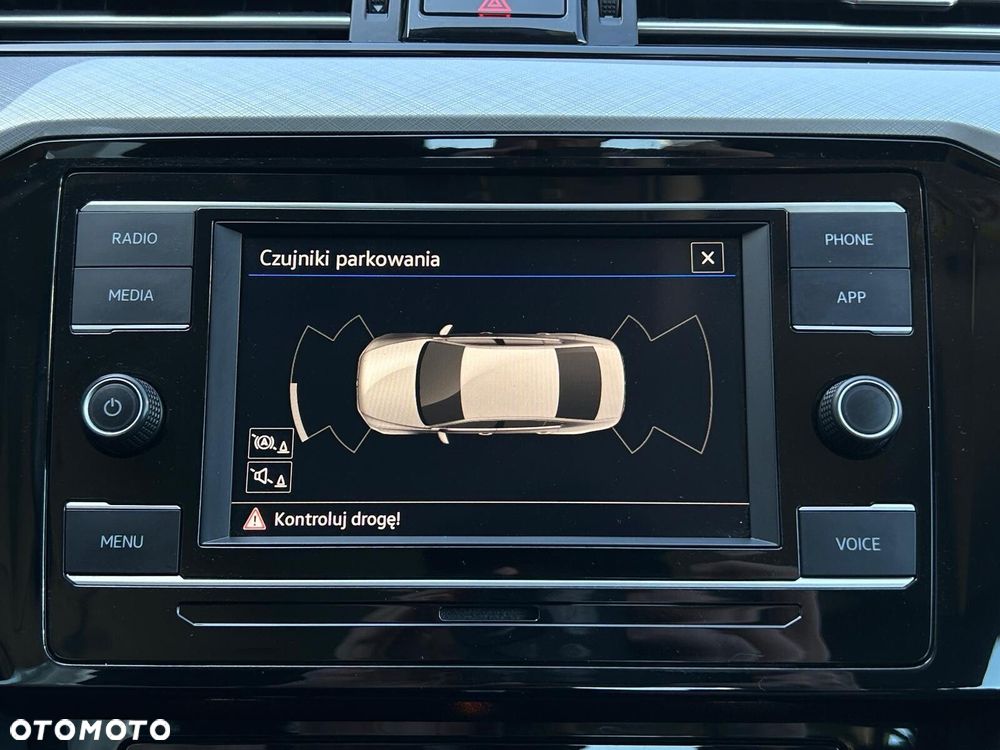 Volkswagen Passat 1.5 TSI EVO Business DSG - 28