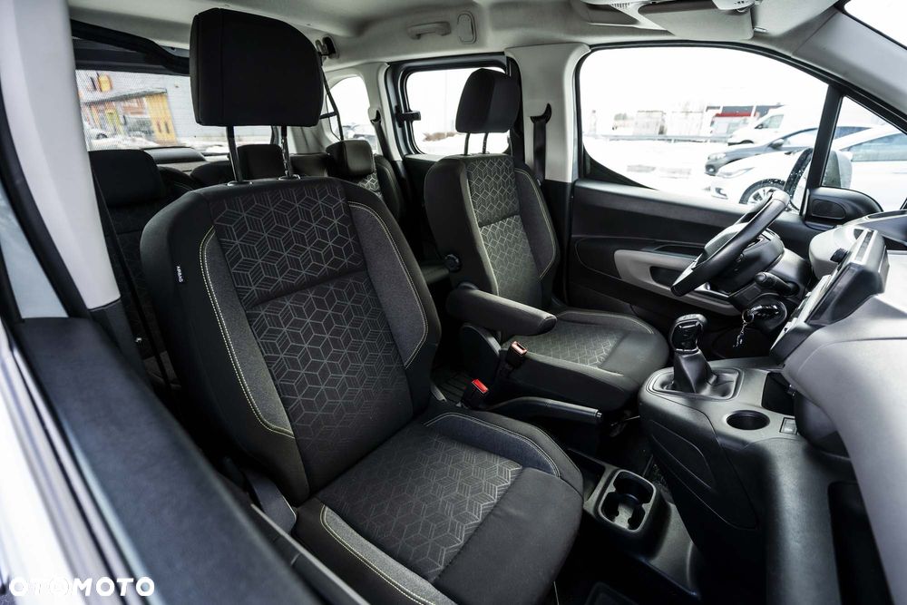 Peugeot Rifter 1.5 BlueHDI Active - 22