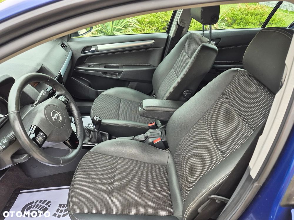 Opel Astra - 18