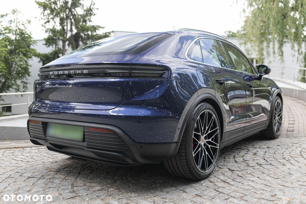 Porsche Macan - 11