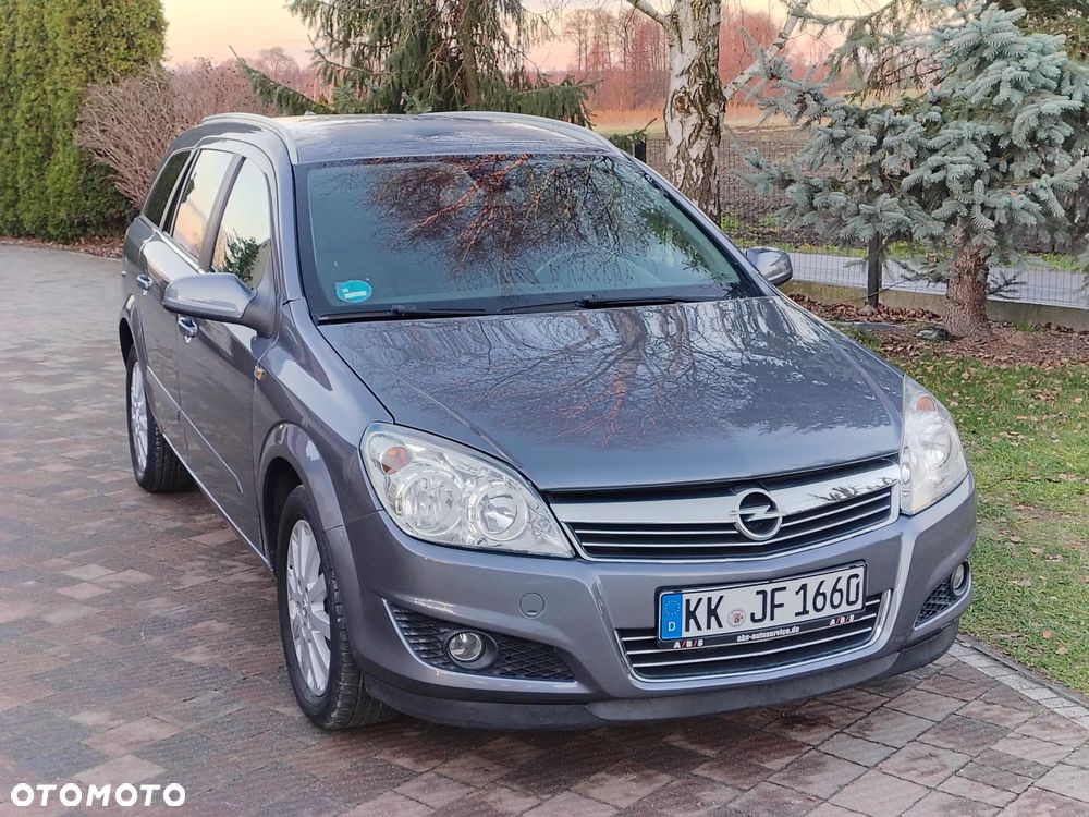 Opel Astra 1.6 Easytronic NAVI - 9