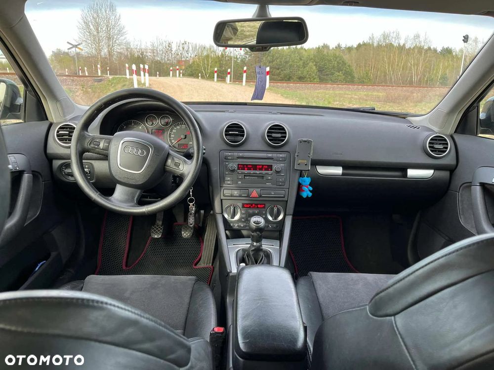 Audi A3 2.0 TDI Ambiente - 8