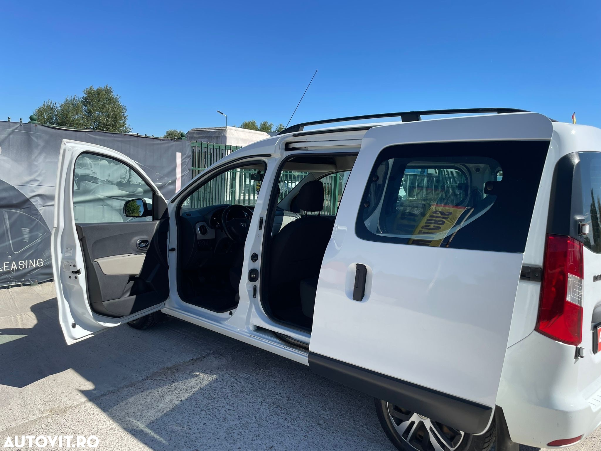 Dacia Dokker 1.5 dCi 90 CP Laureate - 14
