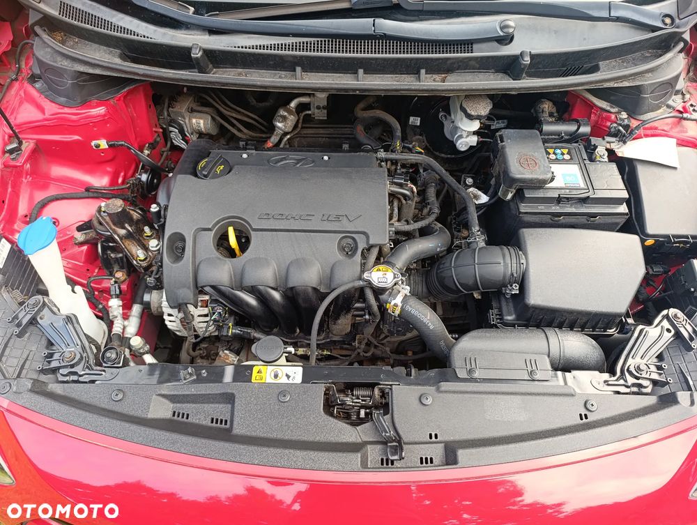 Hyundai i30 1.4 Comfort - 13