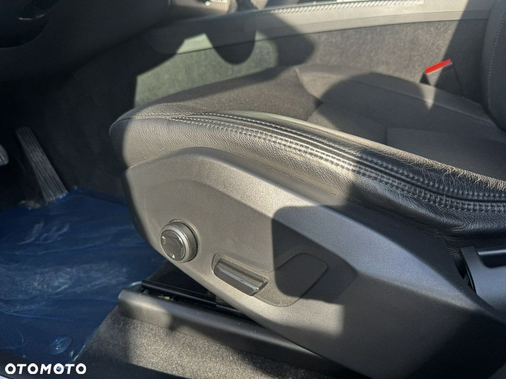 Volvo XC 60 B5 D AWD Geartronic Inscription - 21